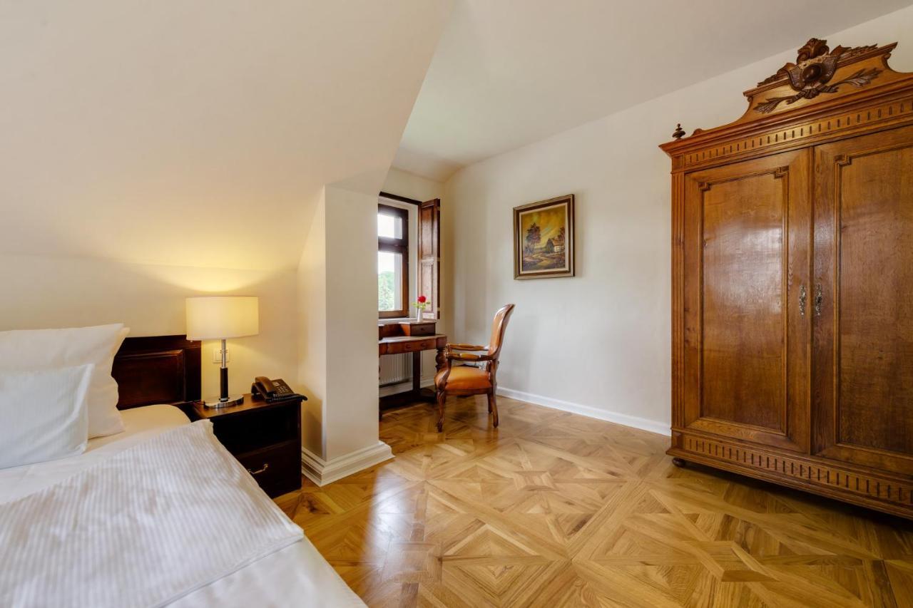 Schloss Purschenstein 4*